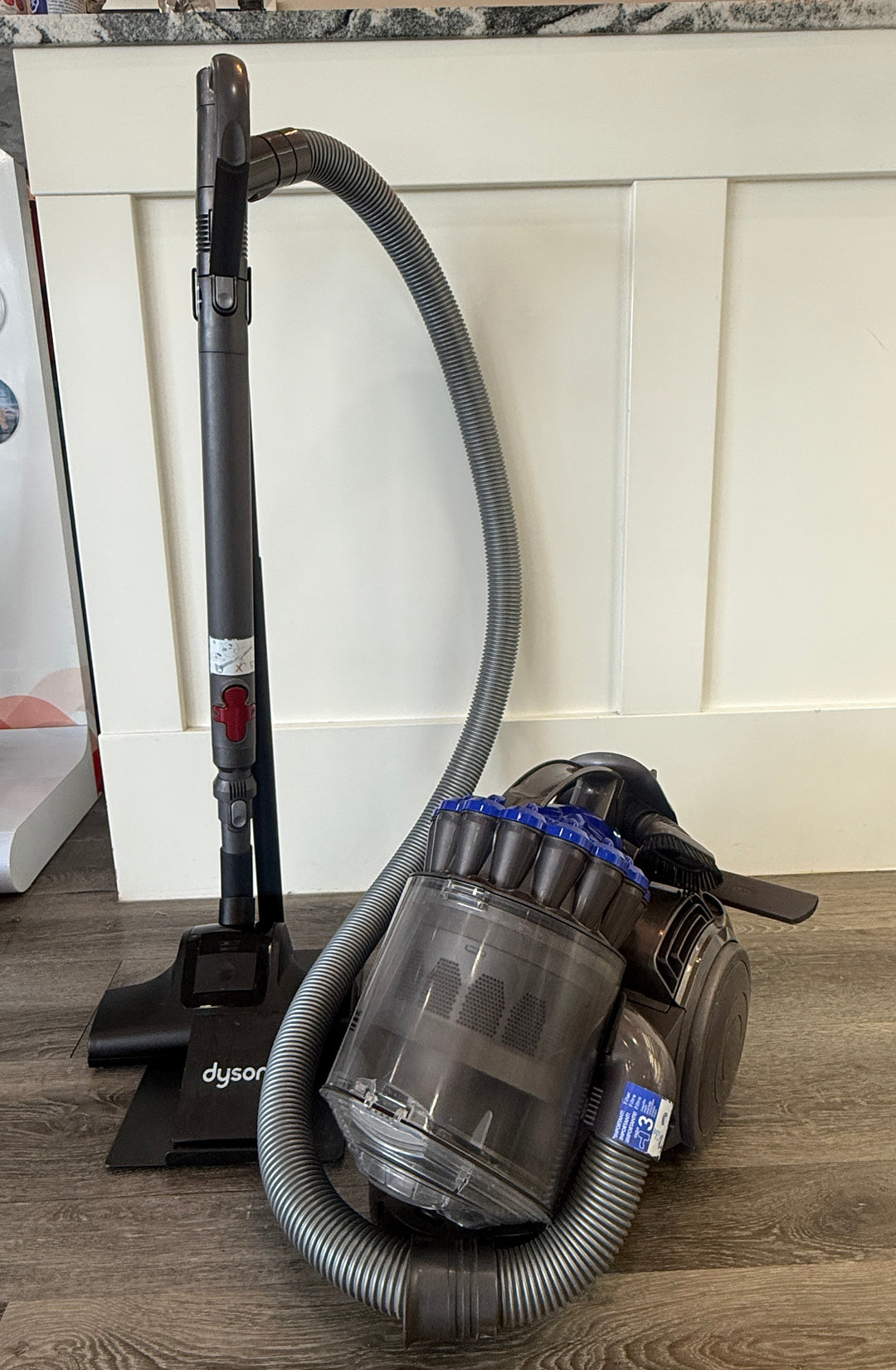 Dyson Ball™ Cylinder Vacuum — Certified Refurbished